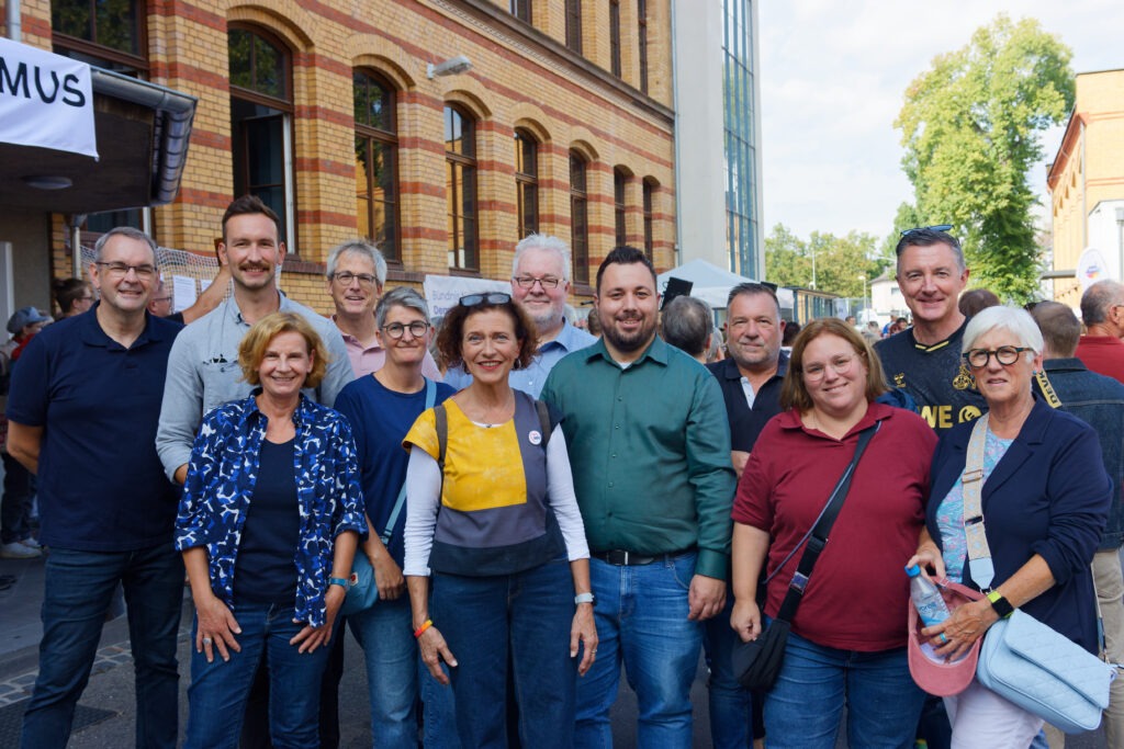 Mitglieder der SPD Siegburg und Bürgermeister Steffan Rosemann auf dem Fest der Demokratie in Siegburg